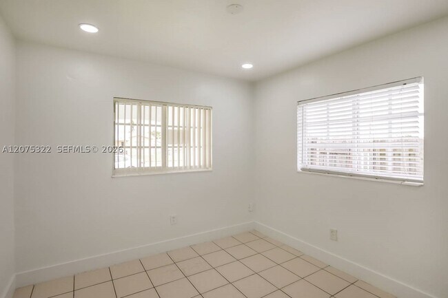 Building Photo - 14544 SW 105th Ct