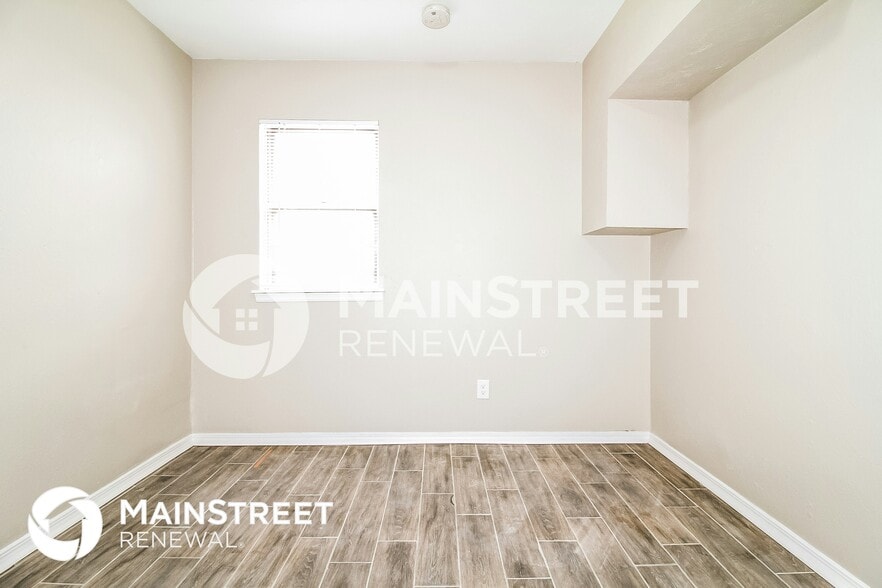 Building Photo - 6413 Ashby Terrace