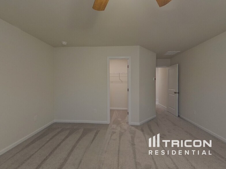 Building Photo - 2955 Legacy Rdg Ln