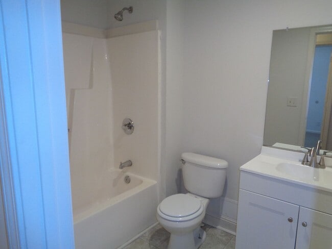 Building Photo - One Level House for Rent-Clemmonsville Rd....