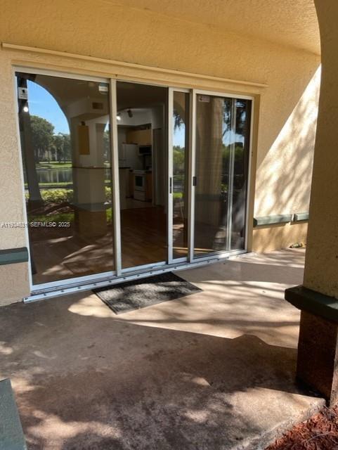 Building Photo - 2458 Centergate Dr