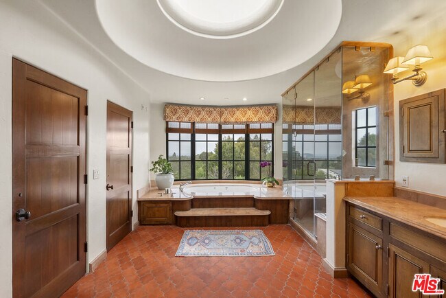 Building Photo - 361 Fordyce Rd