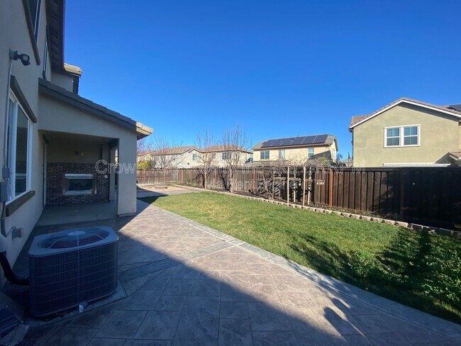 Building Photo - 18344 Spence Ave