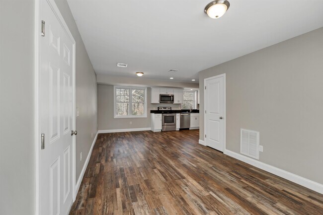 Building Photo - 259 Stage Rd