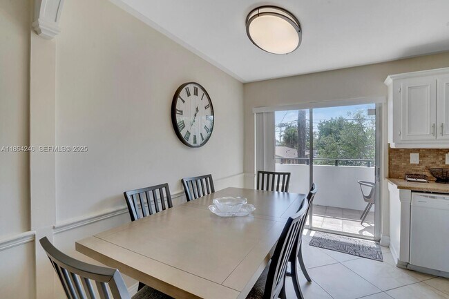 Building Photo - 222 SW 1st St