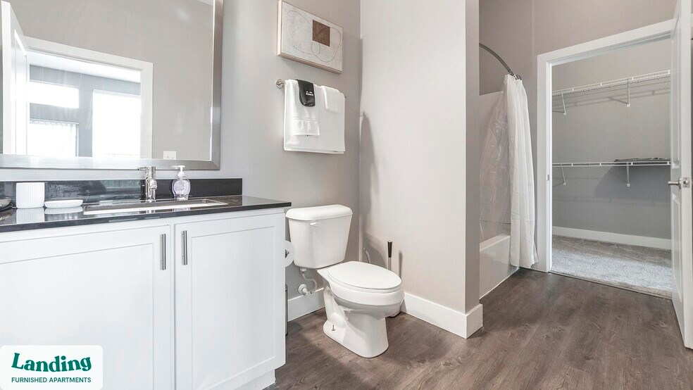 Building Photo - 41 E 9th Ave