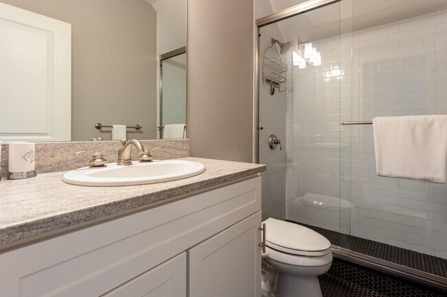 Building Photo - 7200 Ashcombe Ct
