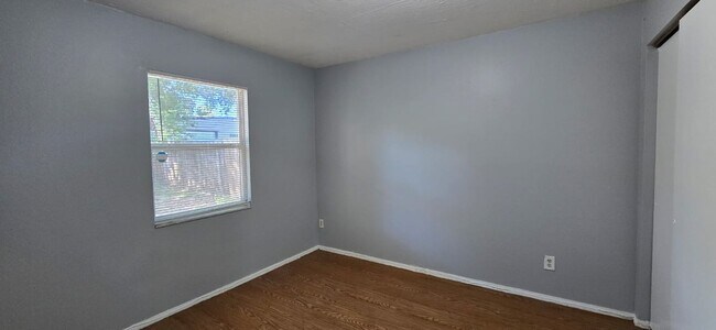 Building Photo - 3/1 Jordan Park available now