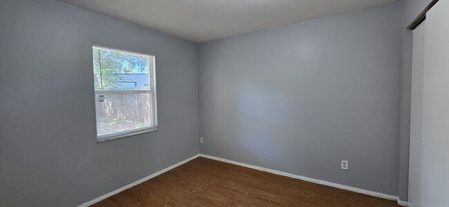Building Photo - 3/1 Jordan Park / Move in Special