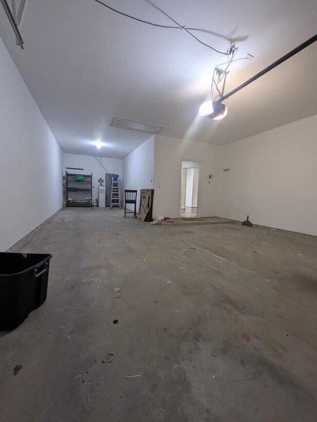 Building Photo - 18302 Wendy Glinn Way