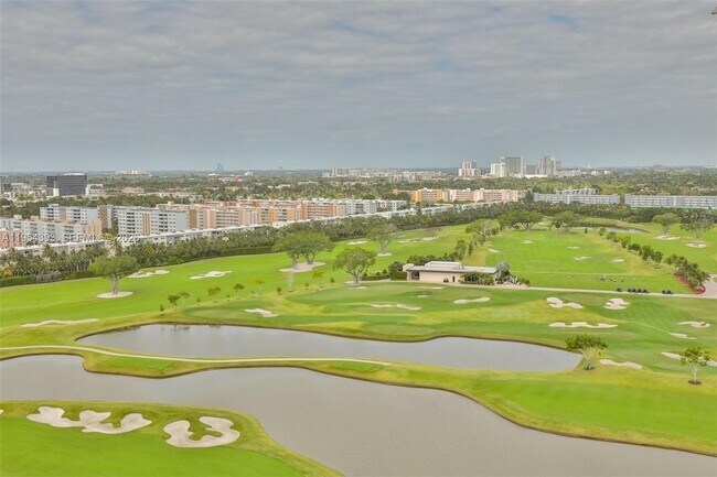 Building Photo - 1755 E Hallandale Beach Blvd