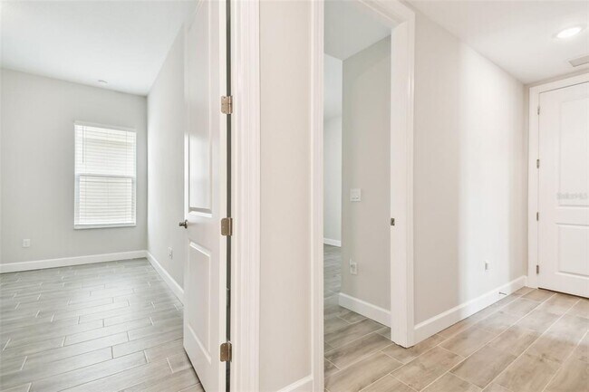 Building Photo - 2973 Breezy Meadows Dr