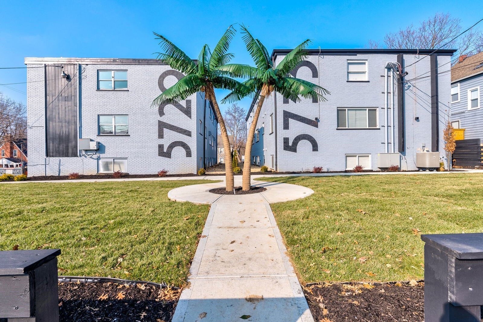 Interior Photo - LA Living