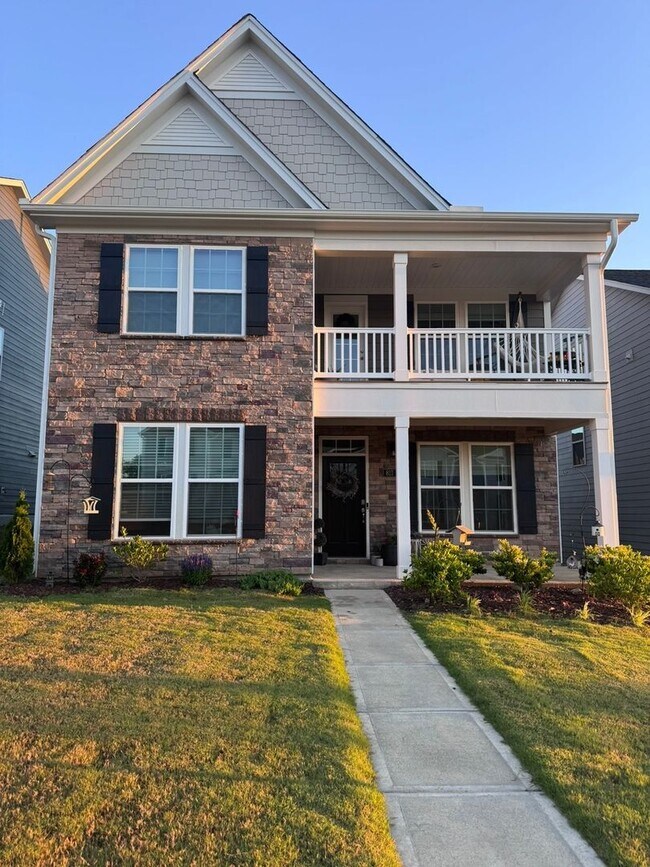 Primary Photo - Spacious 4BR Single Family House with swim...