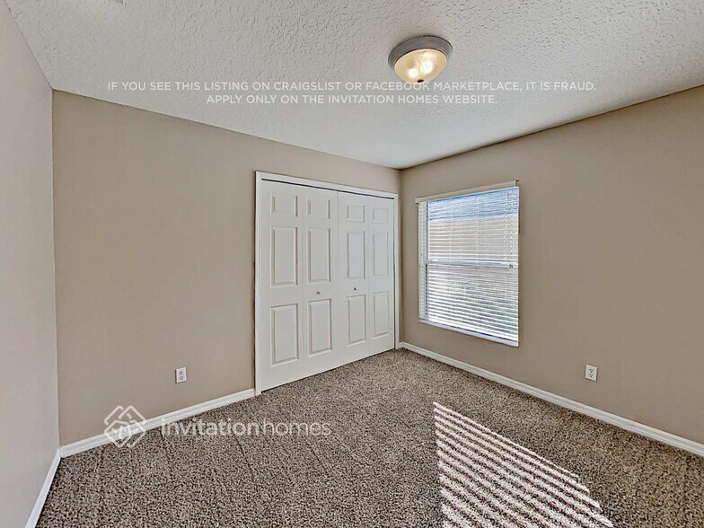 Building Photo - 1735 Creekwater Blvd