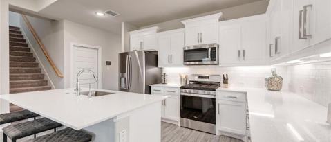 Building Photo - 3332 Flatiron Dr