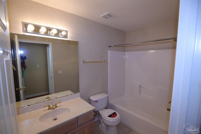 Building Photo - 9955 Rail Cir