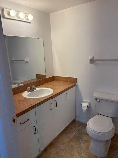 Building Photo - 800 N Fiske Blvd