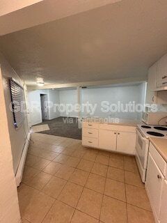 Building Photo - 408 Pennsylvania St SE