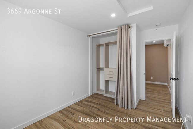 Building Photo - 3669 Argonne St