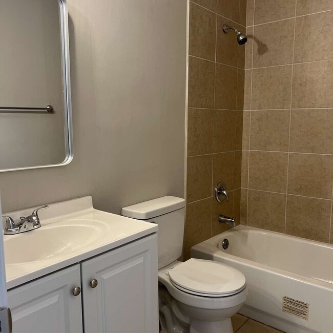 Building Photo - WELCOME TO COTTON HOPE HHI