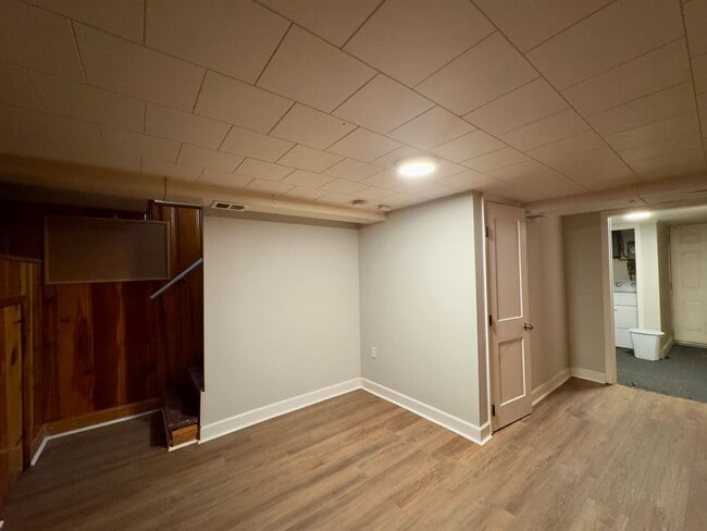 Building Photo - Charming 2 Bedroom/2 Bathroom Townhome in Joseph Lee Neighborhood, Baltimore, MD!