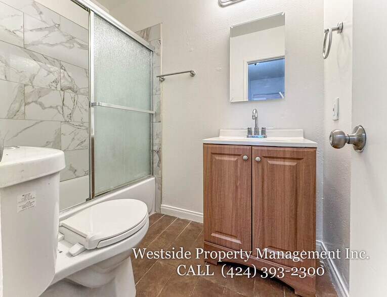 Building Photo - 906 Edgewood St