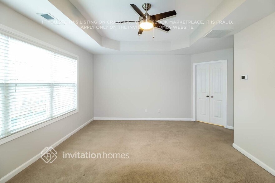 Building Photo - 826 Sunset Park Dr