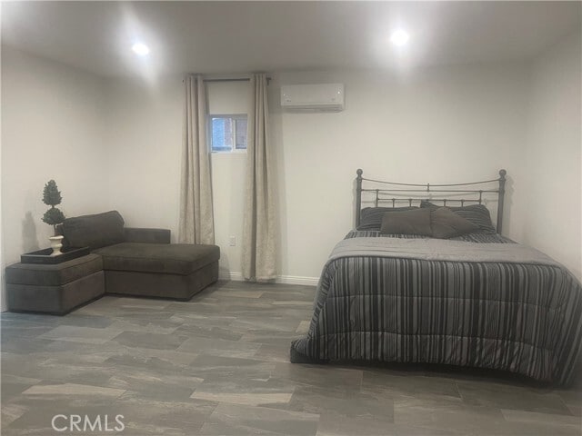 Building Photo - 3062 Monroe St