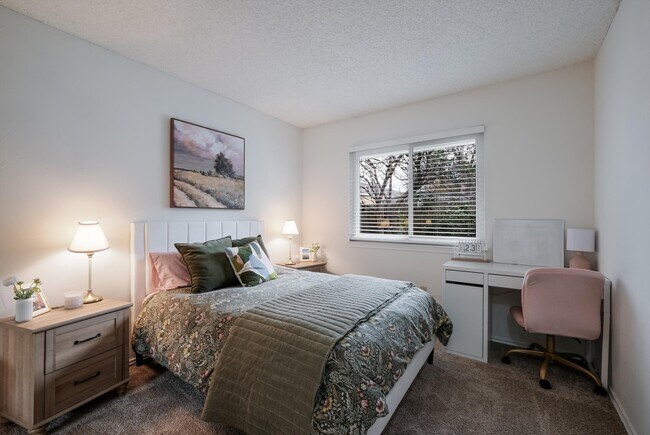 Building Photo - 12114 Stoney Bend St