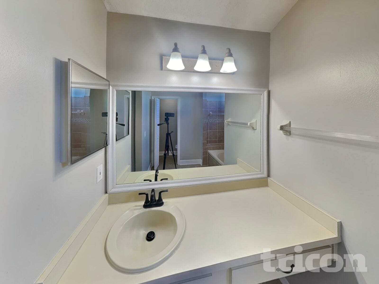 Building Photo - 2354 Abalone Blvd