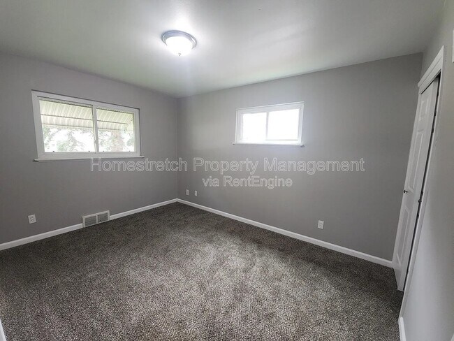 Building Photo - 8339 Buddie Dr