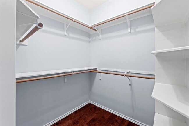 Building Photo - 11820 Dunfries Ln