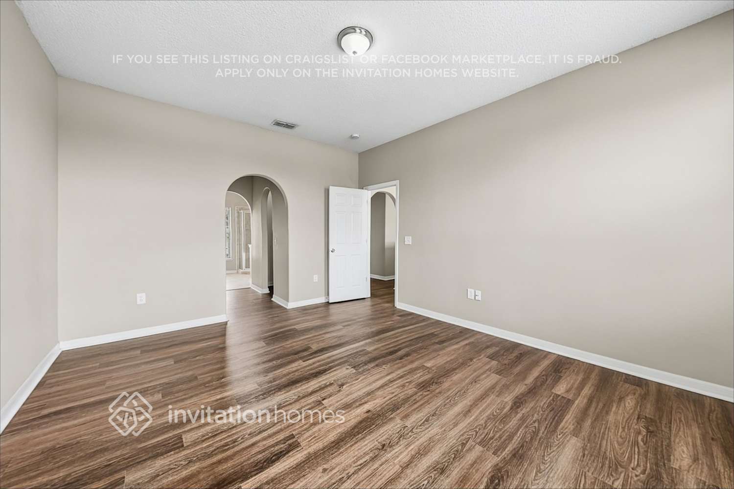 Building Photo - 4502 Stable Dr