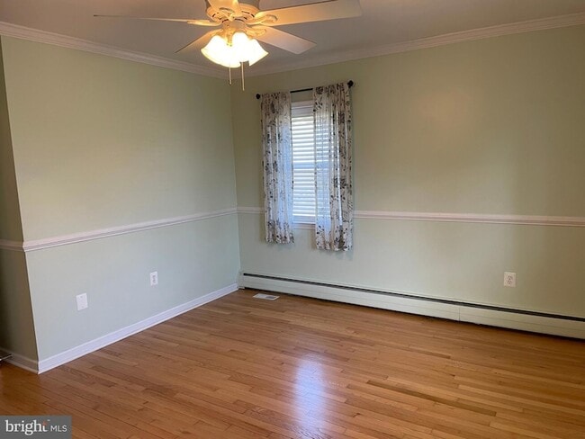 Building Photo - 339 Hook Rd