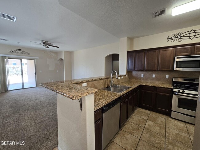 Building Photo - 14275 Ranier Point Dr