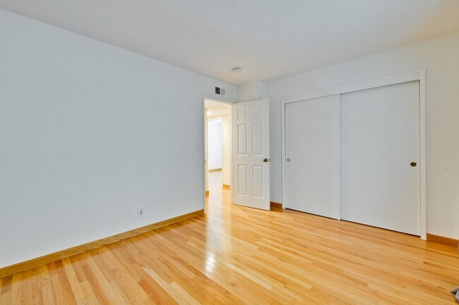 Building Photo - Charming Updated 4 Bedroom Home in Santa Clara with Expansive Backyard and Fruit Trees.