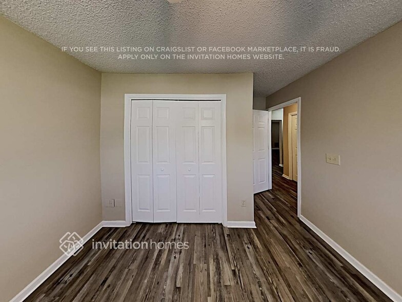 Building Photo - 1733 Red Cypress Dr