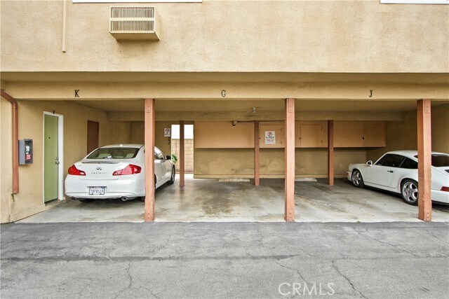 Building Photo - 837 S Sierra Vista Ave