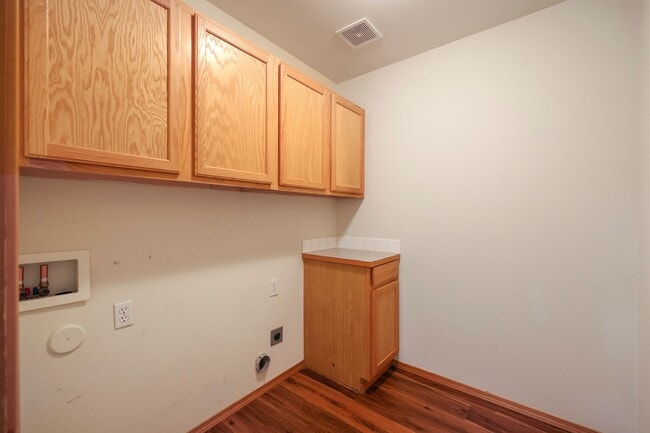 Building Photo - Charming 4-Bedroom Home on Tumwater Hill –...