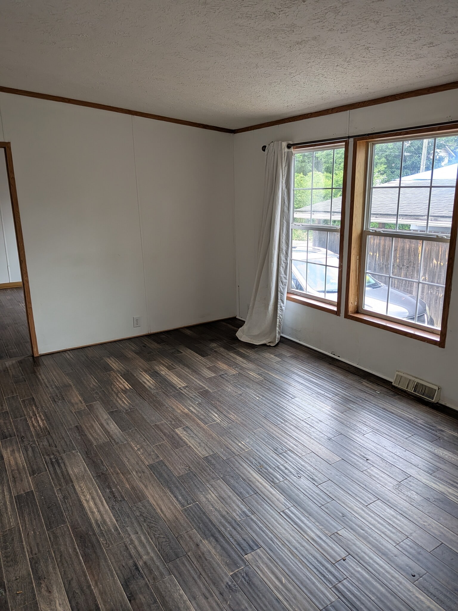 Building Photo - 64 Rosebud Ave