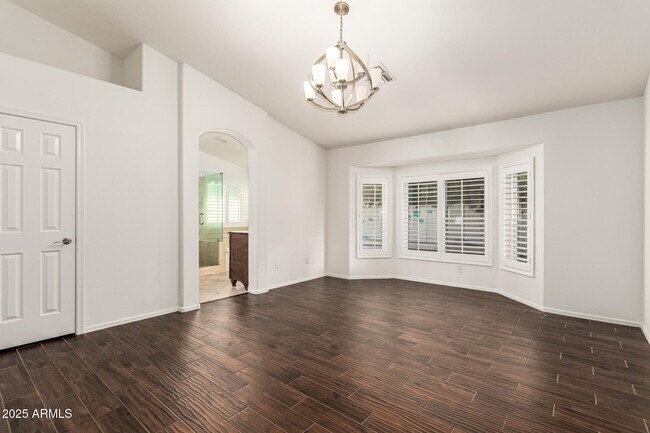 Building Photo - 1825 E Arabian Dr