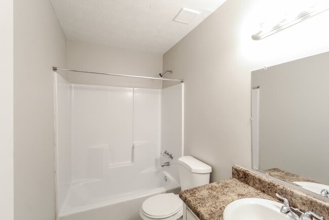 Building Photo - 2918 High Brook Way SE