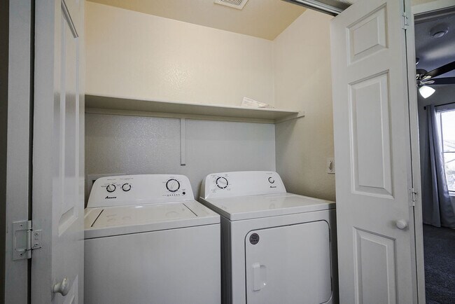 Building Photo - 9555 Malvasia Ct