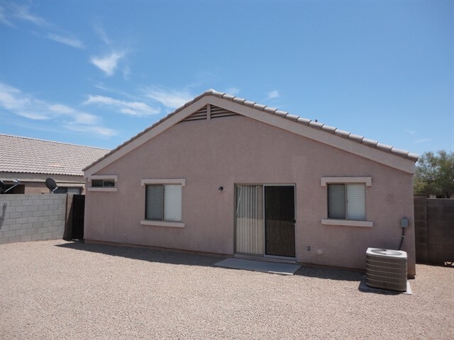 Building Photo - 12734 W Sweetwater Ave