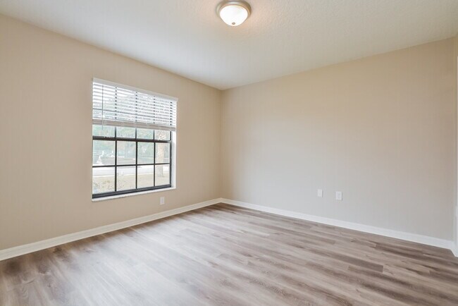 Building Photo - 4810 Marsh Harbor Dr