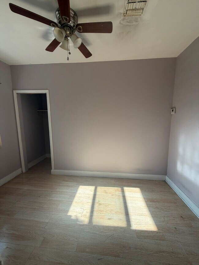 Building Photo - 420 Lilac Ct