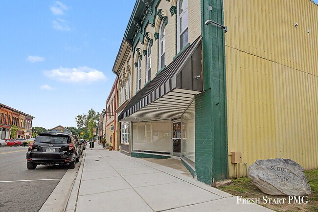 Building Photo - Newly Renovated 3-Bed, 2-Bath Loft in Downtown Portland