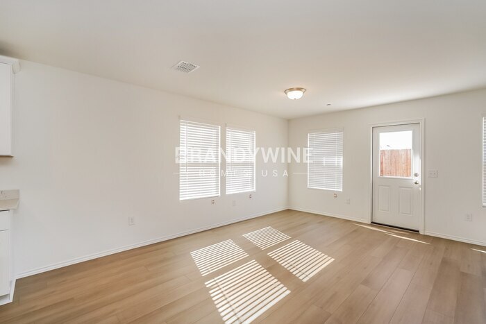 Building Photo - 2708 Barton Spgs Dr