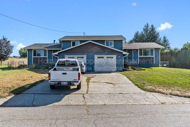 Building Photo - 15202 E 8th Ave